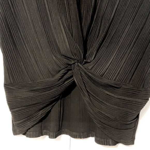 Andrea Jovine Crinkle Front Knot Dolman Short Sleeve Black Top Size Small - Picture 3 of 8